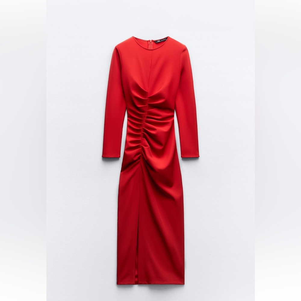 RED RUCHED FRONT MIDI DRESS